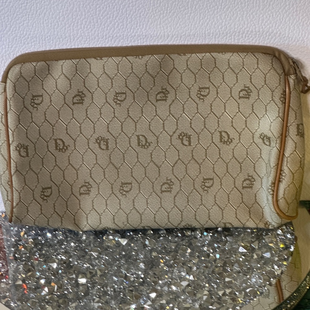 Vintage Christian Dior Honeycomb Pouch set. - Picture 4 of 6